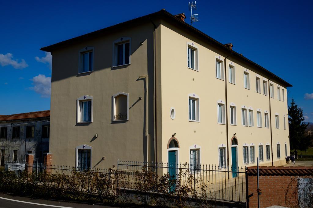 Residence Shopping Outlet Novi Ligure Extérieur photo